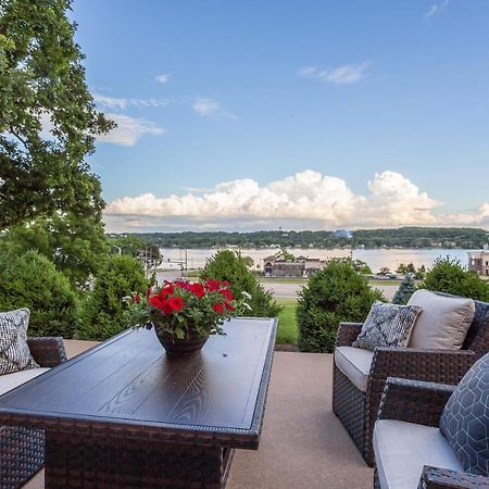 River View Lodge Le Claire エクステリア 写真